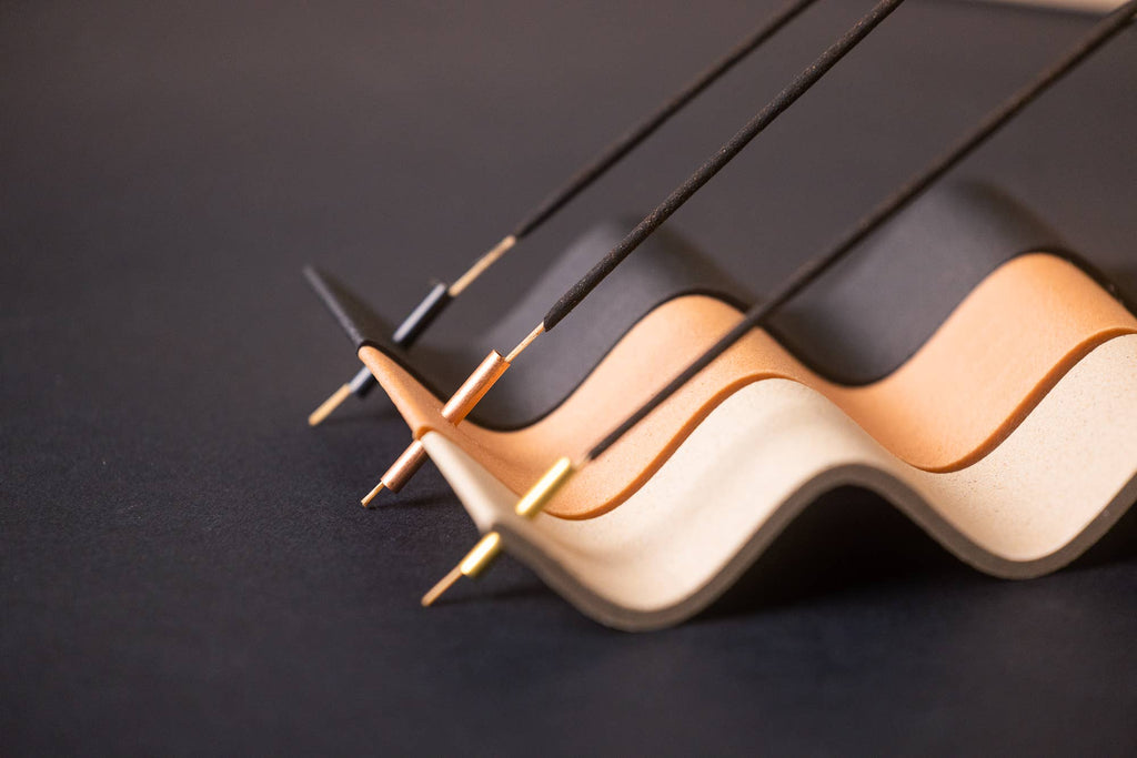 Incense Holder - Wood-based with metal insert - Curly